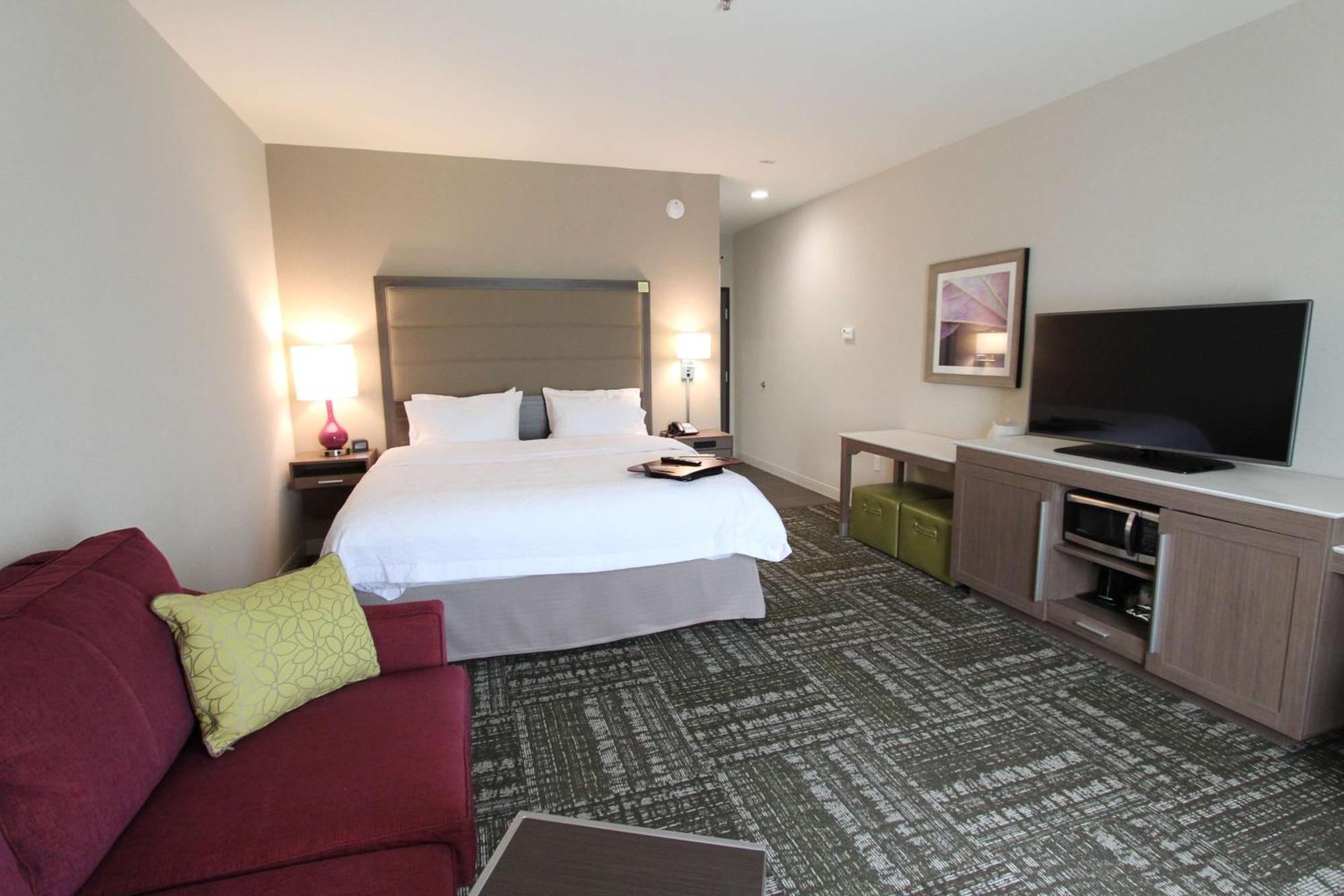 Hampton Inn&Suites Dallas Market Center Exteriör bild