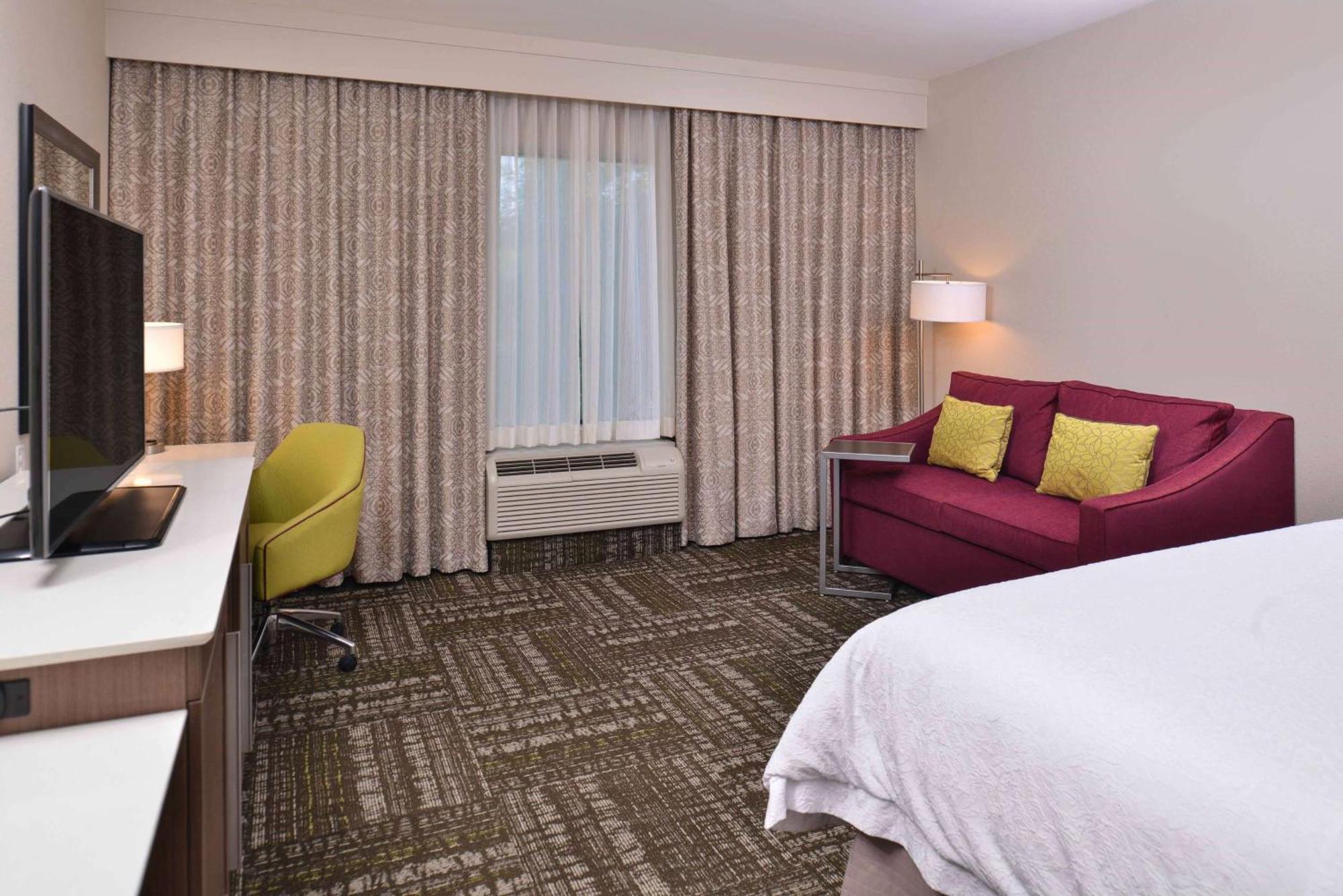 Hampton Inn&Suites Dallas Market Center Exteriör bild